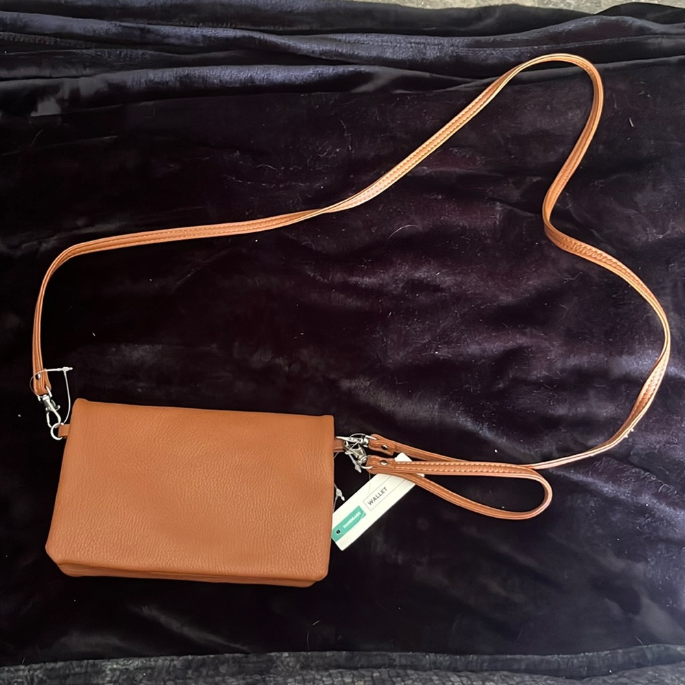 Brown Wristlet/Crossbody Purse